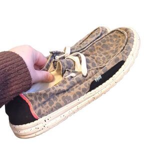 Heydude Wendy Jungle Brown Leopard Slip On Shoes Size 9